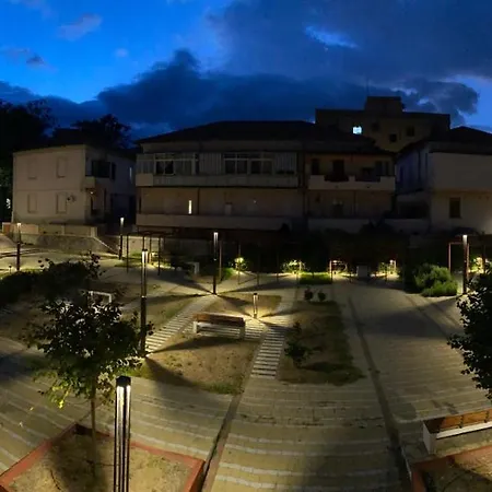 公寓 Emmevi House *