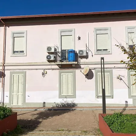 Emmevi House